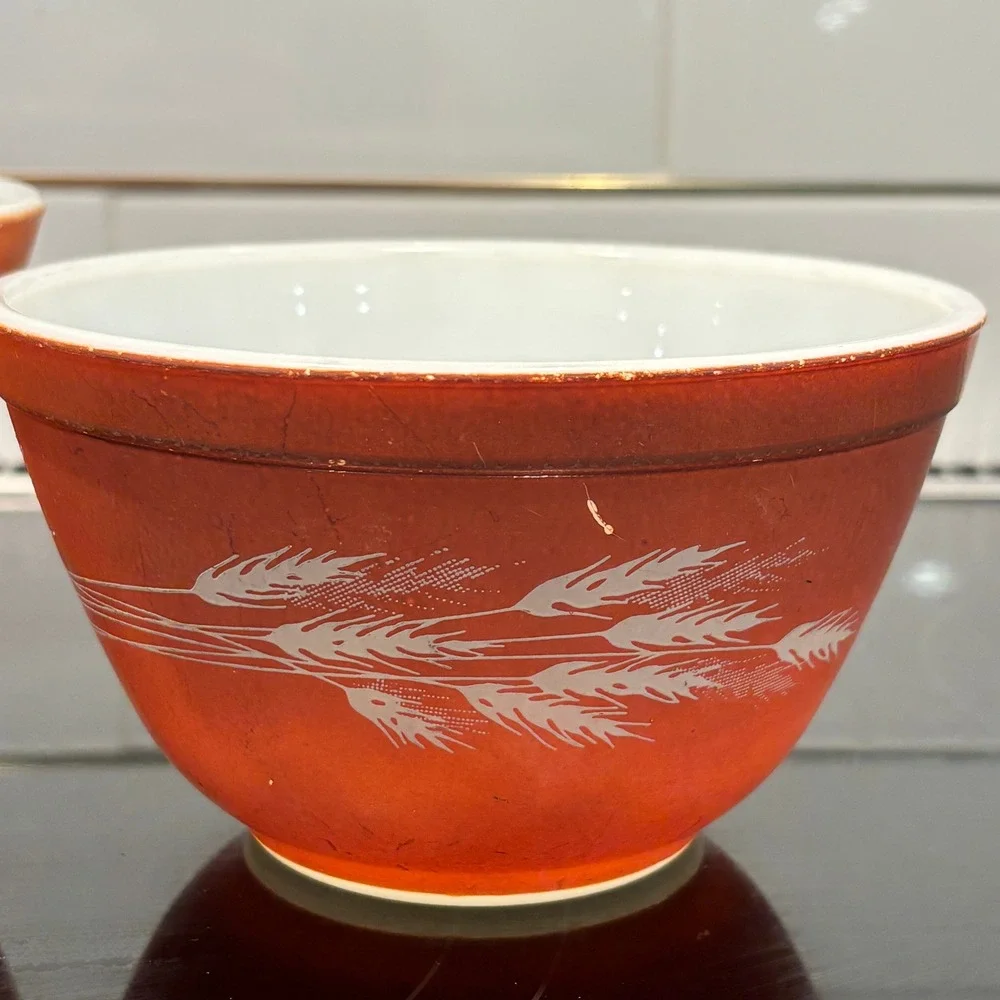 Vintage Pyrex Autumn Harvest Nesting Mixing Bowls 1.5L 750m Orange Wheat Pattern